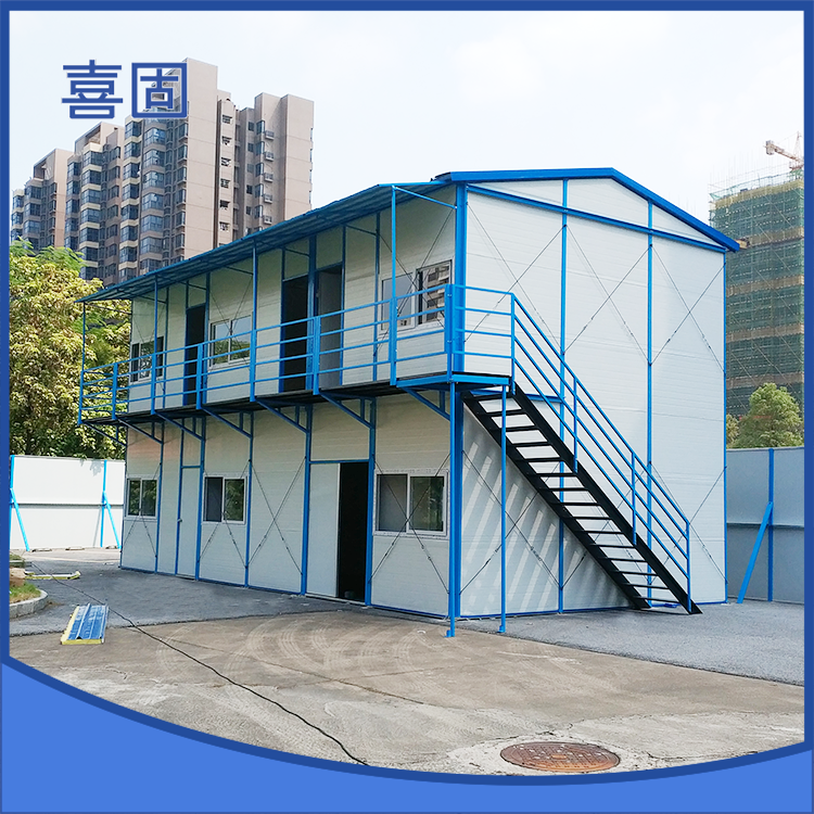 活動板房實現(xiàn)了臨時建筑房屋的通用標準化