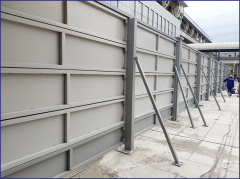 <b>城市建設：地鐵圍擋的作用</b>